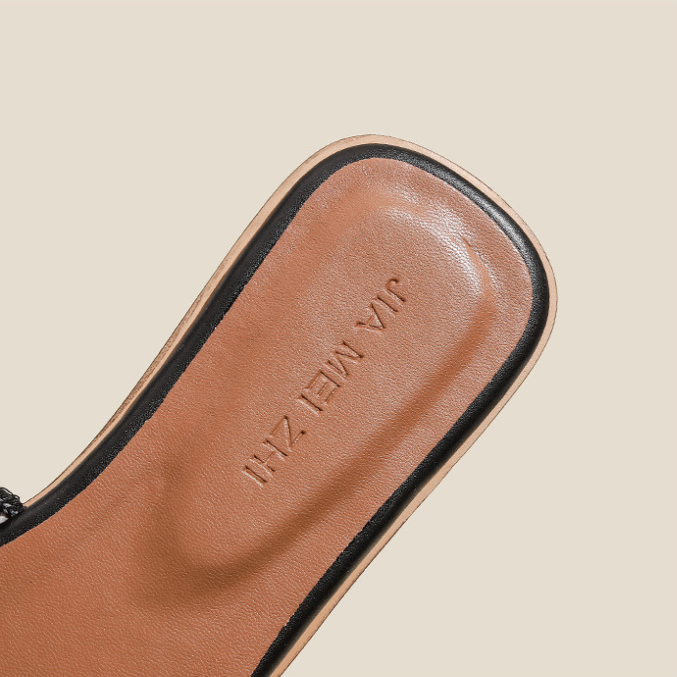 Élise Raphia™ | Elegant Sandals