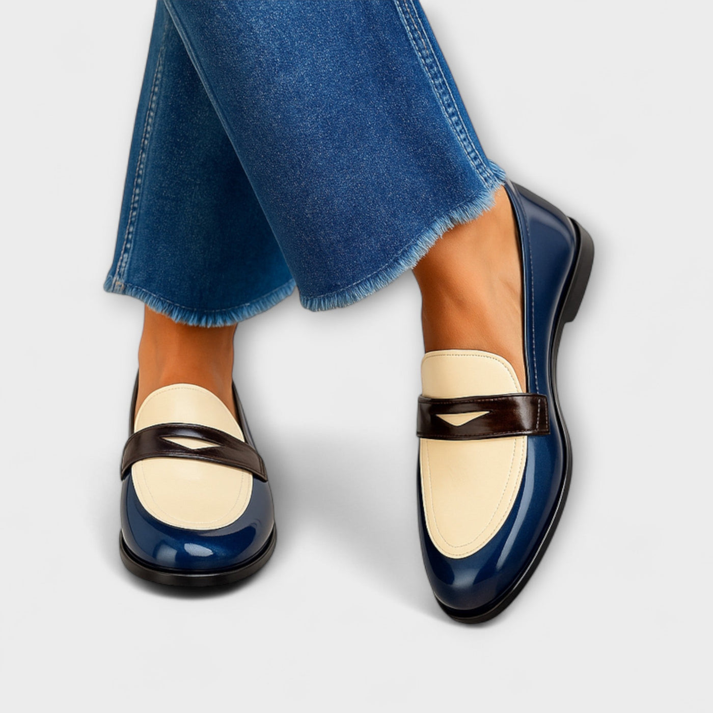 Winna | Contrast Loafers