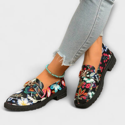 Elle | Multicolored Mocasines with Patron of Flowers