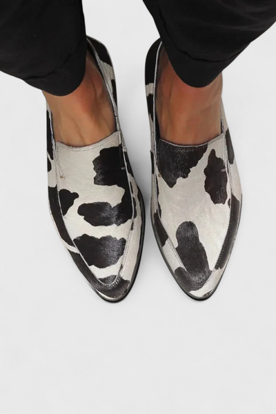Elegant Macarena Low-Heeled Loafers with Animal Print
