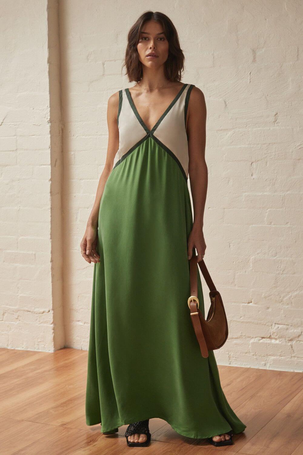 Stacey™ | Elegant Velvet Midi Dress